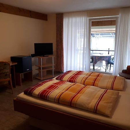 Gasthof Kreuz Heitersheim Bagian luar foto